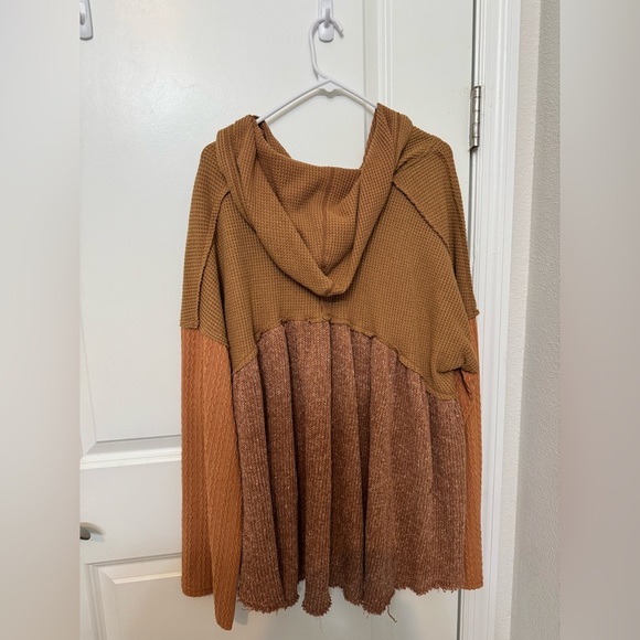 POL Waffle Knit Hoodie with Bell Sleeve Crop Top - Picture 4 of 7